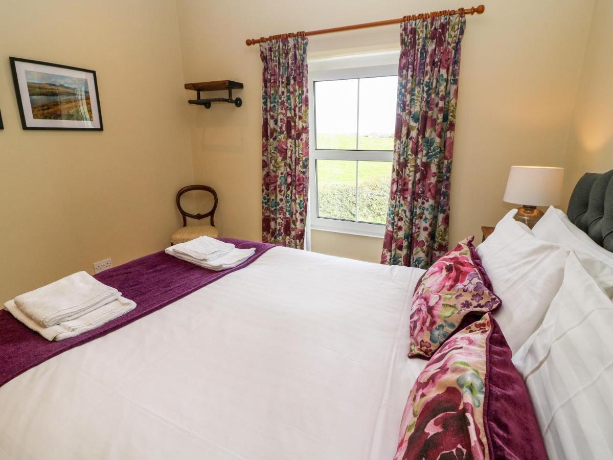 Waingate Cottage Cark Esterno foto